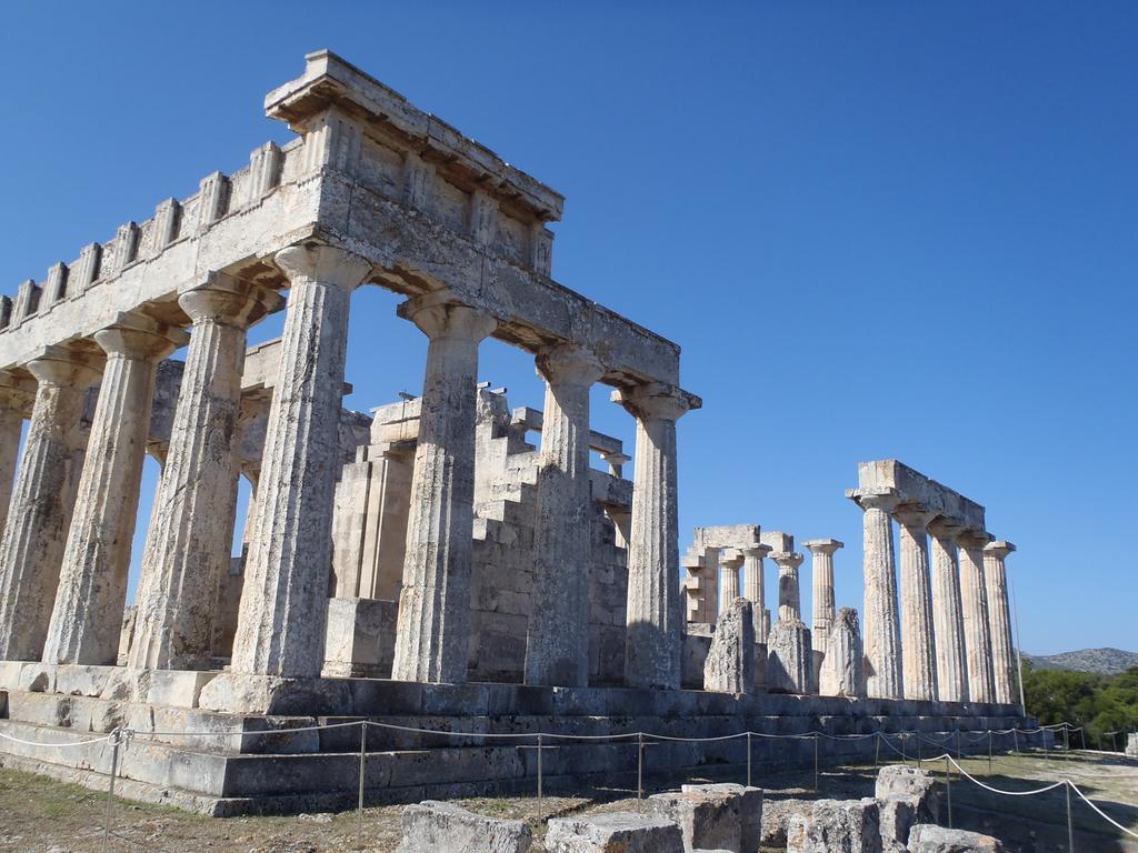 Stefanie Studios Aegina Luaran gambar