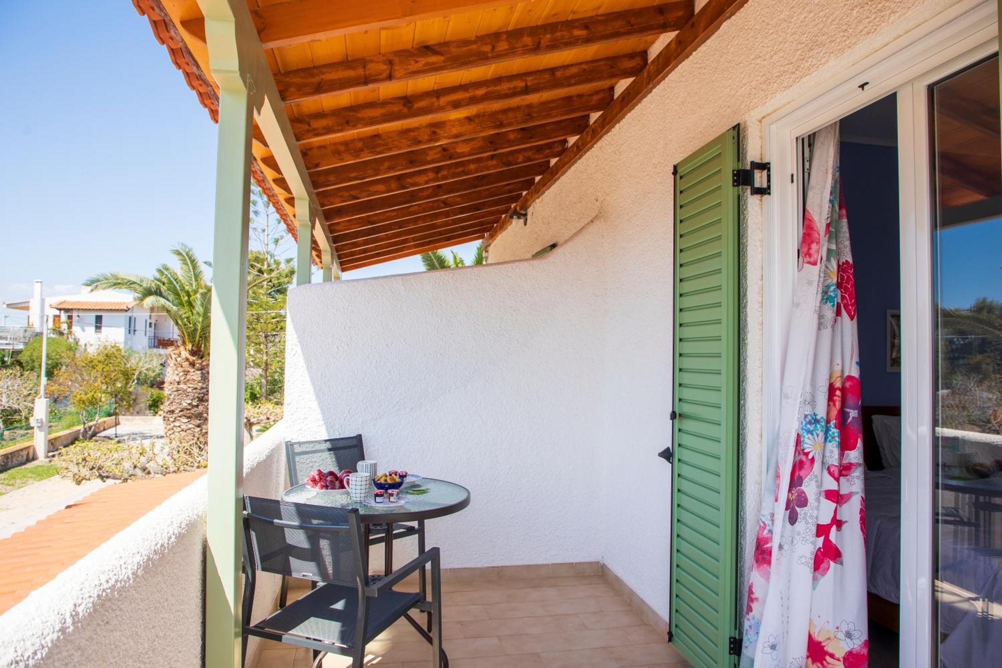 Stefanie Studios Aegina Luaran gambar