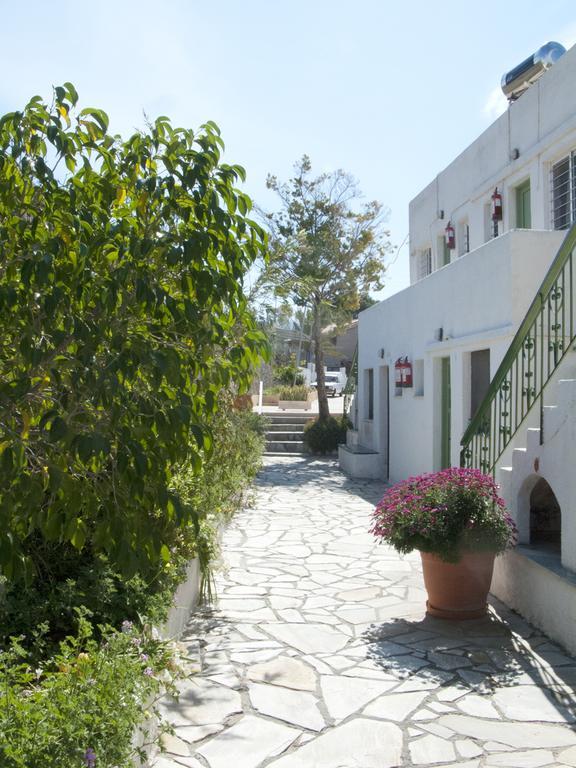 Stefanie Studios Aegina Luaran gambar